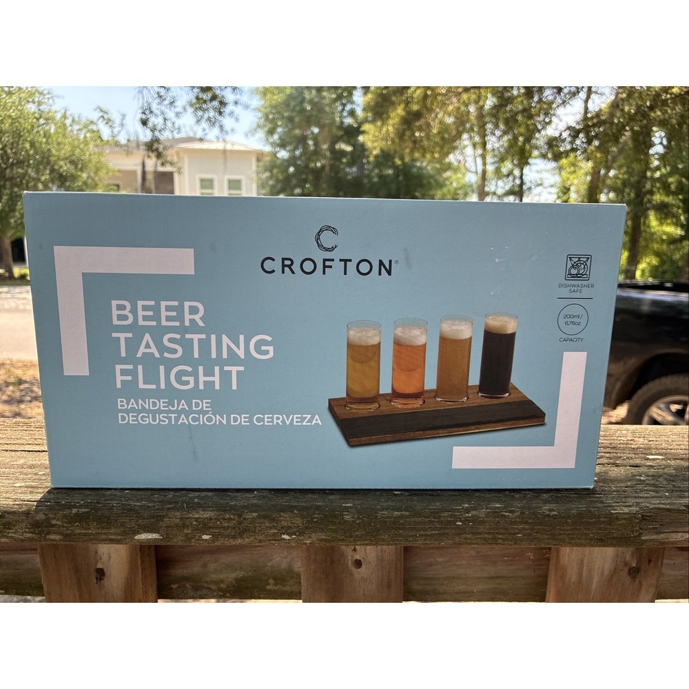 Crofton Beer Tasting Flight Set of 4 Glasses with Wood Tray New